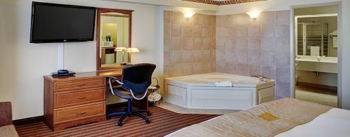 Lakeview Inns & Suites - Brandon Exteriör bild