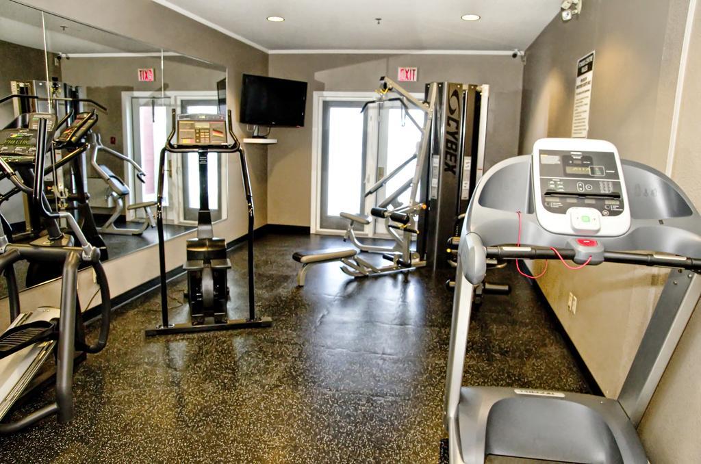 Lakeview Inns & Suites - Brandon Exteriör bild